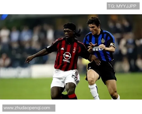 荷兰足球巨星盘点:那些在绿茵场上闪耀的传奇人物 荷兰足球巨星盘点:那些在绿茵场上闪耀的传奇人物